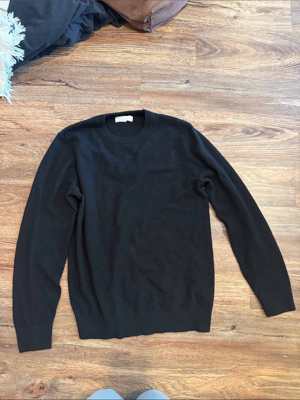 Men’s Black Crewneck Sweater — Lightweight Everyday Knit